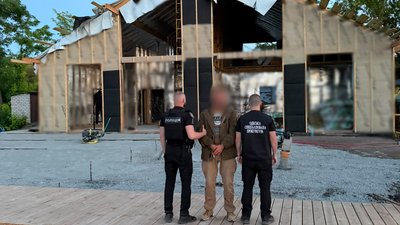 Затримання командира військової частини
