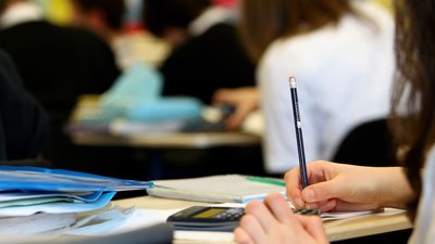 У Херсоні на дистанційне навчання перевели 5 шкіл, дитсадки працюють у звичному режимі