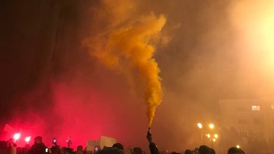 "Не чуєш? Побачиш". Під Офісом Зеленського влаштували акцію на підтримку Стерненка "Не чуєш? Побачиш". Під Офісом Зеленського влаштували акцію на підтримку Стерненка