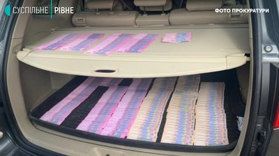 Хотіли 200 тисяч: у Рівному підозрюють двох посадовців Держпраці в хабарництві