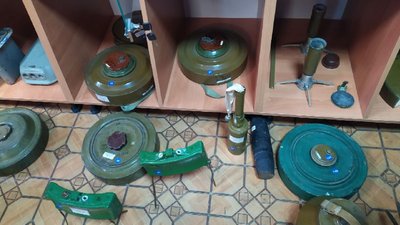 У Кропивницькому вчать захищатися від вибуху гранати, стріляти з гранатомета та різновиду мін У Кропивницькому вчать захищатися від вибуху гранати, стріляти з гранатомета та різновиду мін