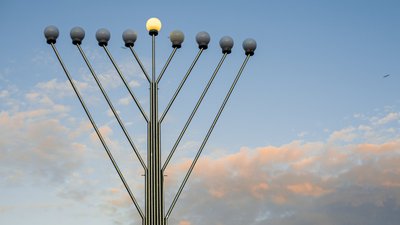 В Одесі розпочали святкувати Хануку