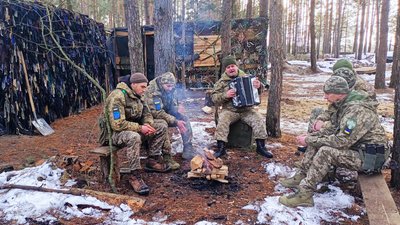 Як волинські тероборонівці облаштовують побут на українсько-білоруському кордоні