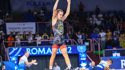 Закарпатець Євген Поковба здобув "золото" чемпіонату світу U-17 з боротьби