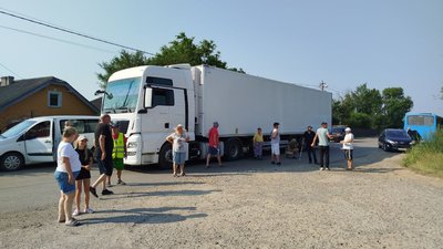 Загвіздя, стан дороги, люди, Івано-Франківщина, протест