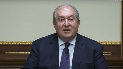 Президент Вірменії виступив за відставку Пашиняна і позачергові вибори