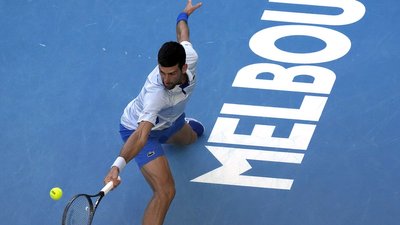 Новак Джокович у чвертьфінальному матчі Australian Open-2024 з тенісу.