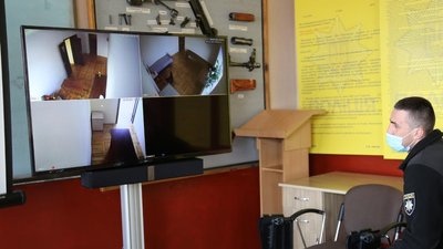 Поліція Вінниччини отримала техніку для підвищення рівня підготовки правоохоронців Поліція Вінниччини отримала техніку для підвищення рівня підготовки правоохоронців