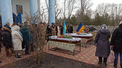 На Чернігівщині попрощалися із 10 захисниками, які загинули на сході України