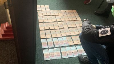 На Франківщині затримали керівника управління Держпраці: за версією слідства, він вимагав хабар На Франківщині затримали керівника управління Держпраці: за версією слідства, він вимагав хабар