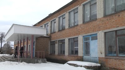 Два села не можуть поділити школу: конфлікт у Сосницькій громаді. Що вирішив суд Два села не можуть поділити школу: конфлікт у Сосницькій громаді. Що вирішив суд