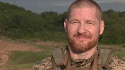 На Харківщині 32-річний ветеран війни вчить тероборонівців стріляти