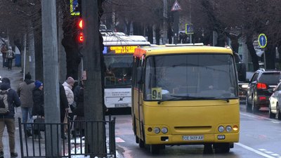 Де відслідковувати транспорт приватних перевізників у Чернівцях