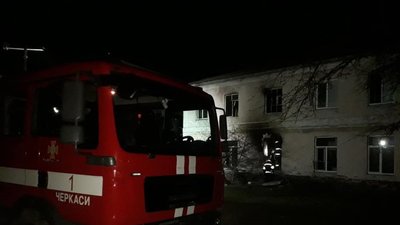 У Черкасах на пожежі врятували чотирьох людей