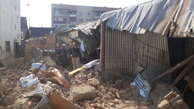 У Виноградові стався обвал будівлі. Є жертви У Виноградові стався обвал будівлі. Є жертви