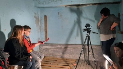 У Кропивницькому зняли буктрейлер до книги “Діти повітряних тривог” Лариси Денисенко У Кропивницькому зняли буктрейлер до книги “Діти повітряних тривог” Лариси Денисенко