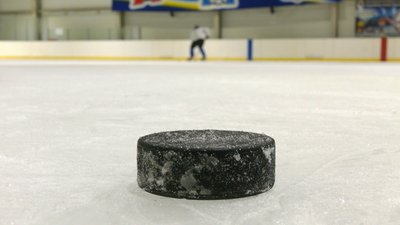 З Молодіжної ліги — у професійний хокей. Як новачки з Калуша готуються до чемпіонату України