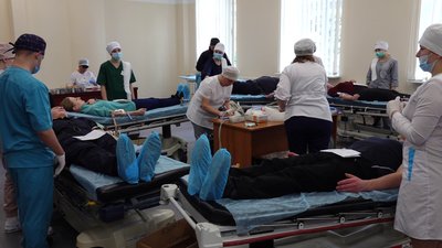 кров, донори, військові