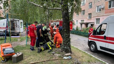У Білоцерківському районі в каналізаційному колодязі загинули двоє слюсарів 