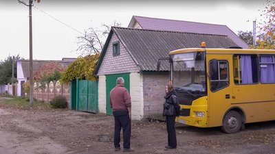 Микола Ярош спілкується з журналістами Микола Ярош спілкується з журналістами