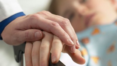 Після пожежі на Полтавщині дитина із опіками потрапила до реанімації