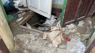 Приймають переселенців із зон затоплення та долають наслідки повені: як живуть у Чорнобаївці на Херсонщині