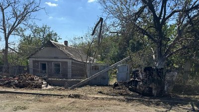 Загинула людина, троє поранених. Війська РФ обстріляли 39 населених пунктів Херсонщини