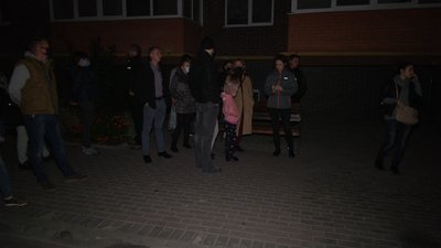 Багатоповерхівка у Рівному залишилась без електрики через борги забудовника Багатоповерхівка у Рівному залишилась без електрики через борги забудовника
