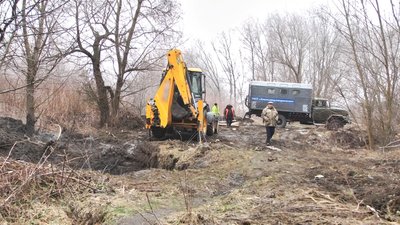Витік нечистот стався через зношення каналізаційних мереж Витік нечистот стався через зношення каналізаційних мереж