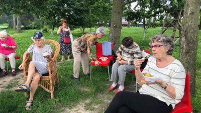 На Тернопільщині БФ ”Єднання поколінь” влаштовує екскурсії для пенсіонерів На Тернопільщині БФ ”Єднання поколінь” влаштовує екскурсії для пенсіонерів
