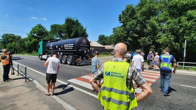 "За два роки не отримував зарплату вчасно". Гірники Кіровоградщини продовжують протестувати