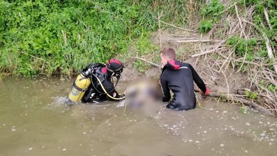 Рятувальники витягнули з Прута чоловіка, який, ймовірно, потонув Рятувальники витягнули з Прута чоловіка, який, ймовірно, потонув