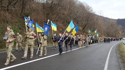 На Закарпатті попрощалися із полеглим на війні Миколою Миланюком На Закарпатті попрощалися із полеглим на війні Миколою Миланюком