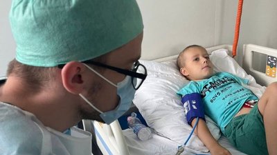 Львівські медики вдруге провели трансплантацію кісткового мозку Львівські медики вдруге провели трансплантацію кісткового мозку
