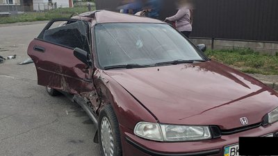 У Рівному на Боярці зіткнулось два авто: є травмовані У Рівному на Боярці зіткнулось два авто: є травмовані