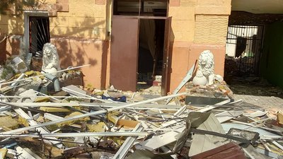 "Кожен робив те, що бачив": як у Харкові волонтери розчищають майдан Героїв Небесної Сотні "Кожен робив те, що бачив": як у Харкові волонтери розчищають майдан Героїв Небесної Сотні