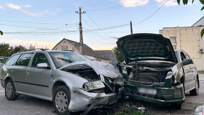 На Хмельниччині у ДТП травмувалися двоє людей
