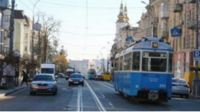 Померла 18-річна дівчина, яку у Вінниці автівка збила на пішохідному переході