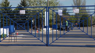 У Миколаєві ввели обмеження на відвідування кладовищ У Миколаєві ввели обмеження на відвідування кладовищ
