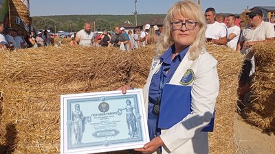 На Тернопільщині встановили світовий рекорд «Найбільший об’єм бограча» На Тернопільщині встановили світовий рекорд «Найбільший об’єм бограча»