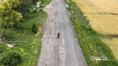 "Йди за мною". Засудили москвича, який розстріляв цивільне авто на Ізюмщині під час окупації "Йди за мною". Засудили москвича, який розстріляв цивільне авто на Ізюмщині під час окупації