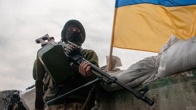 Кияни вже повернули частину зброї, інша на обліку — очільник поліції Києва