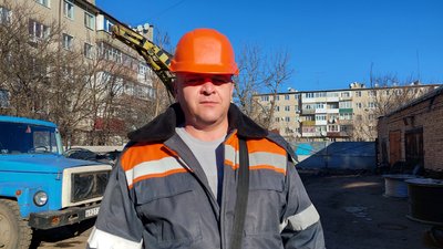 "Робили свічки з картоплі": у Протопопівці на Харківщині відновлюють електропостачання після 10 місяців знеструмлення