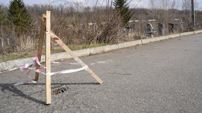 Який вигляд має кладовище №17 у Харкові, яке заборонили відвідувати через міни Який вигляд має кладовище №17 у Харкові, яке заборонили відвідувати через міни