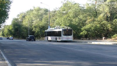 Тролейбус №1 (до острова Хортиці) не змінює свій маршрут