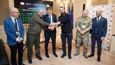 Умєров і Сирський обговорили спільне оборонне виробництво з міністром оборони Данії Умєров і Сирський обговорили спільне оборонне виробництво з міністром оборони Данії