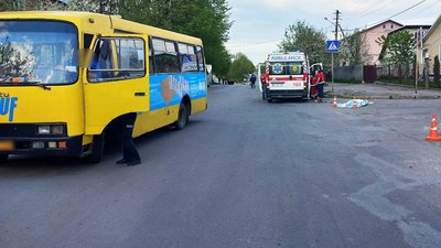 У Рівному маршрутка на смерть збила пішохідку. У поліції розповіли подробиці ДТП