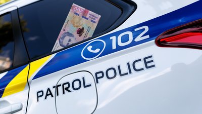 Хабар поліцейським пропонував нетверезий чоловік у Чернігові