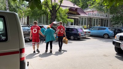 Після обстрілів "Піонами" жителів селища Полігон евакуювали до Миколаєва Після обстрілів "Піонами" жителів селища Полігон евакуювали до Миколаєва