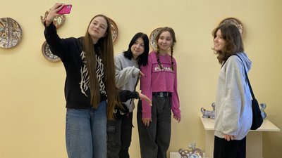 Селфі в музеї Селфі в музеї